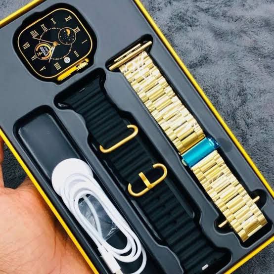 G9 Ultra Max Smart Watch Golden