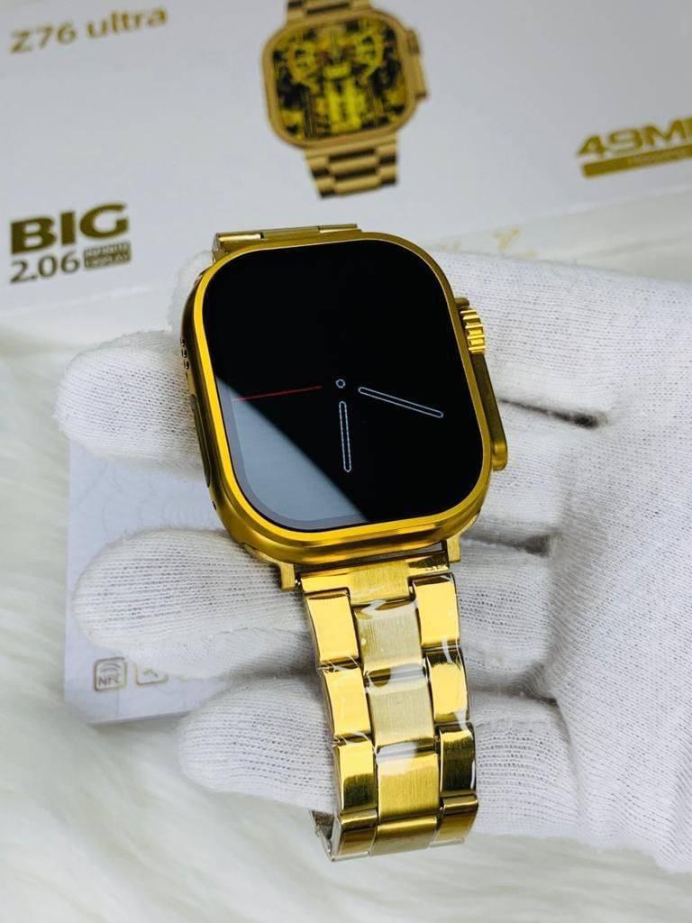 Z76 Ultra Smart Watch- Series 8 Golden